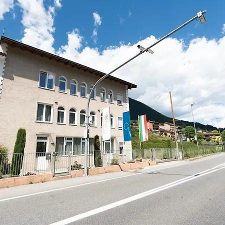 K Endine Bed & Breakfast